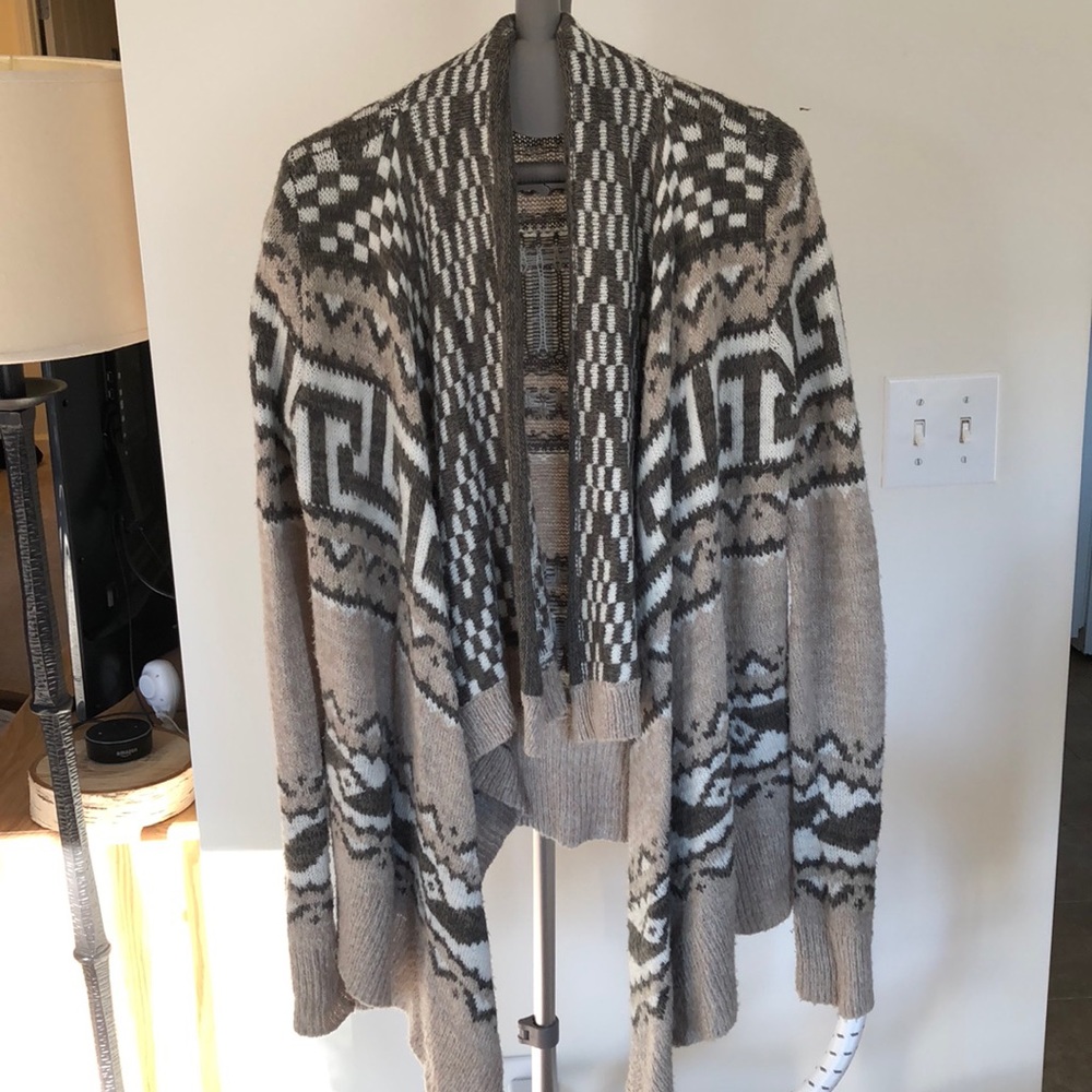 Abercrombie and Fitch fall/winter sweater